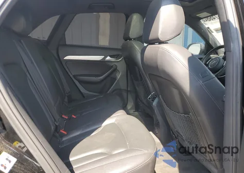 2018 Audi Q3 Premium z USA, uszkodzony, nr VIN WA1BCCFS1JR005094
